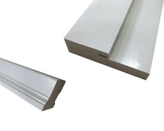 Άσπρο SGS Architrave φορμών τούβλου πορτών σχεδιαγράμματος Wpc υψηλής εκμετάλλευσης καρφιών που περνούν
