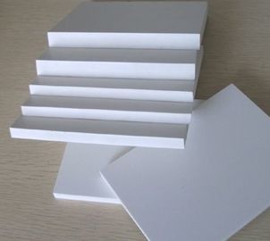 Πάχος 5mm 10mm PVC αφρού πινάκων φύλλων άσπρο φύλλο PVC επίπλων άσπρο