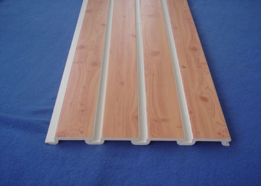 Πλαστικές Slat Taupe επιτροπές τοίχων/ξύλινες επιτροπές τοίχων WPC για τα ράφια