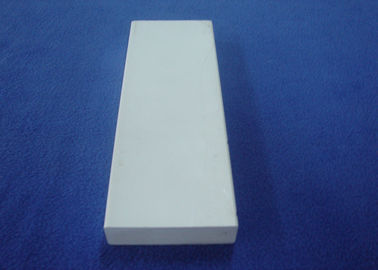 Άσπρο βινύλιο 5/4 X 4 PVC διακοσμητική σανίδα περιποίησης PVC σχημάτων αποτυπωμένη σε ανάγλυφο Woodgrain