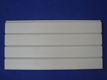 Άσπρο προσαρμοσμένο μήκος επιτροπών τοίχων γκαράζ Woodgrian για την αποθήκευση