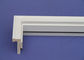 Διακοσμητικές σχηματοποιήσεις αφρού πλαισίων πορτών PVC WPC, άσπρα βινυλίου σχήματα PVC φορμών τούβλου
