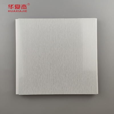 Καλή τιμή Σύγχρονο σχεδιασμό Ασημένιο χρώμα PVC οροφή και τοίχος Πίνακα υγρασίας Προστασία τοίχων Πίνακες PVC Διακόσμηση κτιρίων σε απευθείας σύνδεση