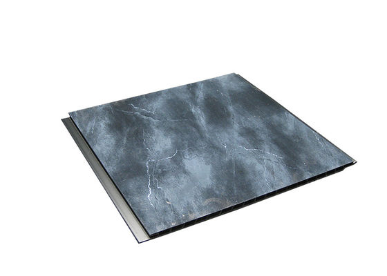 Καλή τιμή Επιτροπές τοίχων κυψελωτού PVC για το πλυντήριο, επιτροπές τοίχων ντους λουρίδων σε απευθείας σύνδεση