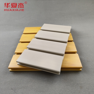 Καλή τιμή Πάνελ Slatwall PVC 300mm X 17mm PVC για Γκαράζ, Διακόσμηση Εσωτερικών Χώρων σε απευθείας σύνδεση