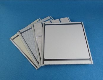 Καλή τιμή PVC που ξυλεπενδύει την πλαστική ανώτατη επιτροπή γκαράζ χρησιμοποιούμενη εξώθηση της καυτής σφράγισης σε απευθείας σύνδεση