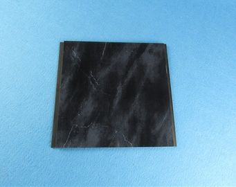 Καλή τιμή Θερμότητα που σφραγίζει PVC τοίχων επιτροπών τα καυτά σφράγισης κεραμίδια τοίχων PVC μαύρα σε απευθείας σύνδεση