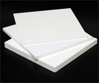 Καλή τιμή Άφθαρτη 10mm μόνωση πινάκων PVC καταστημάτων άσπρη/πινάκων αφρού για διακοσμητικό σε απευθείας σύνδεση