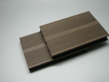 Καλή τιμή Υπαίθριο ανακυκλωμένο WPC Decking που δαπεδώνει τις ξύλινος-πλαστικές σύνθετες επιτροπές Decking σε απευθείας σύνδεση