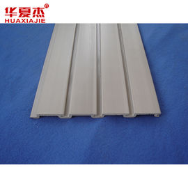 Καλή τιμή Λευκές επιτροπές PVC Slatwall, επιτροπές πινάκων WPC, επιτροπές τοίχων γκαράζ για την επίδειξη σε απευθείας σύνδεση