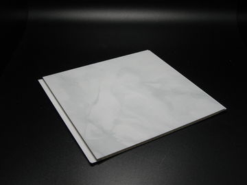 Καλή τιμή Ανώτατο κεραμίδι PVC Faux εκτύπωσης εξώθησης/διακοσμητικές πλαστικές επιτροπές σε απευθείας σύνδεση